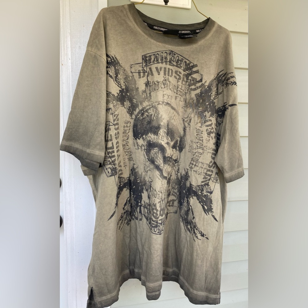 Men’s 2XL Harley-Davidson Tshirt